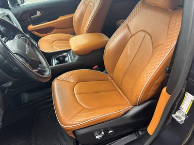 2021 Chrysler Pacifica Hybrid Pinnacle