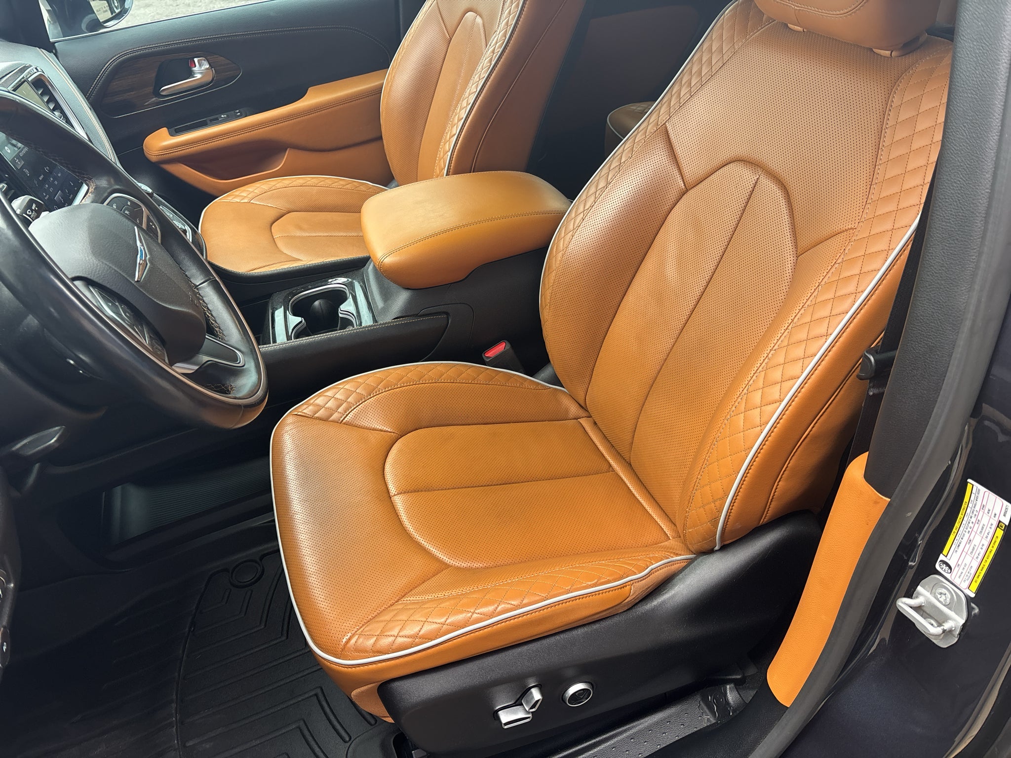 2021 Chrysler Pacifica Hybrid Pinnacle