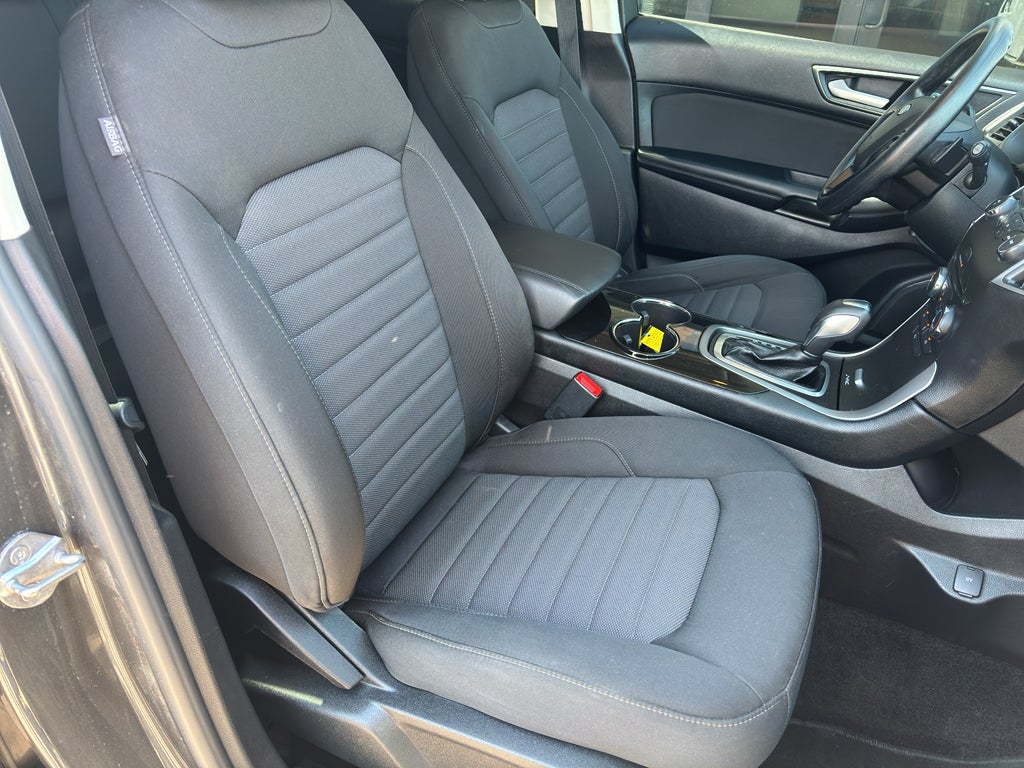 2016 Ford Edge SE