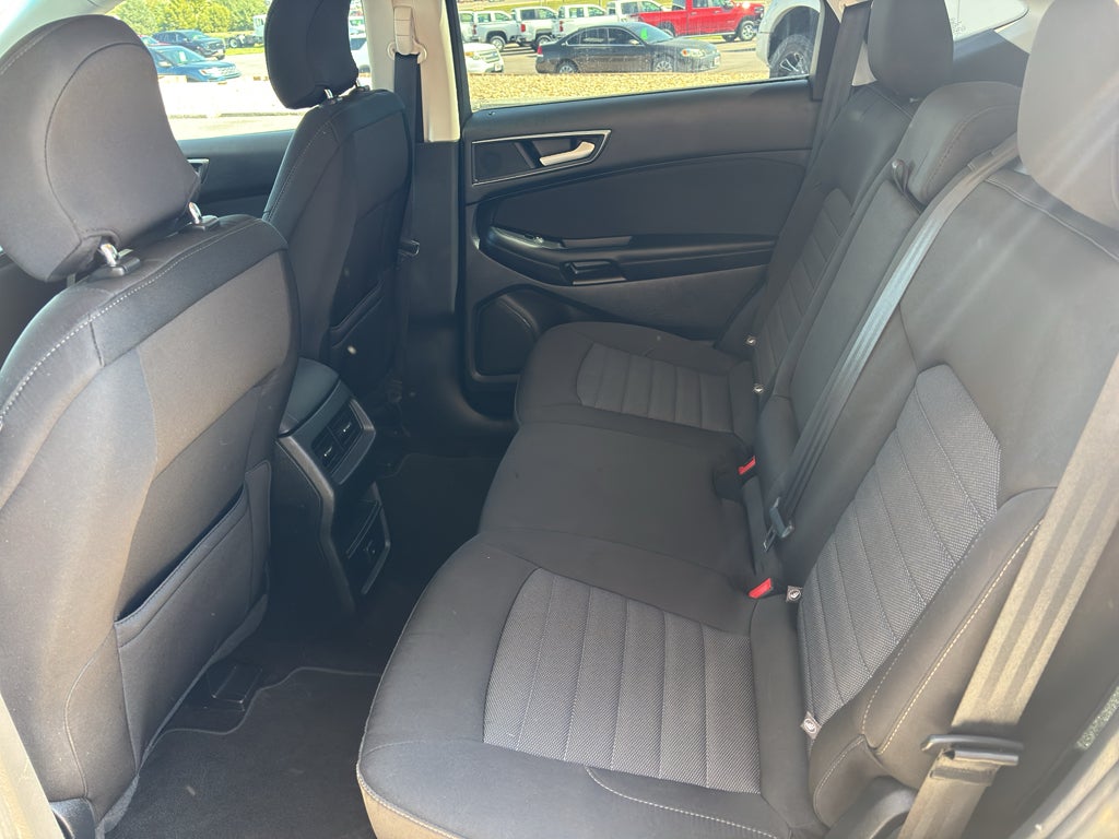 2016 Ford Edge SE