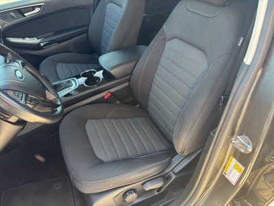 2016 Ford Edge SE