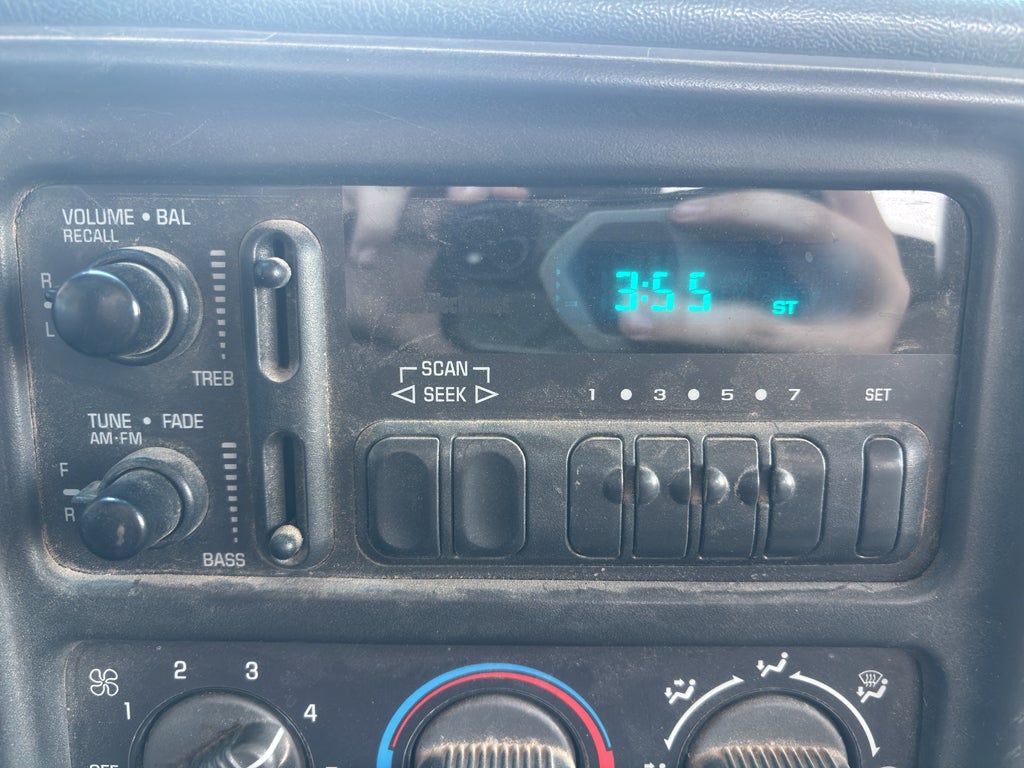 2000 Chevrolet Silverado 1500 Base