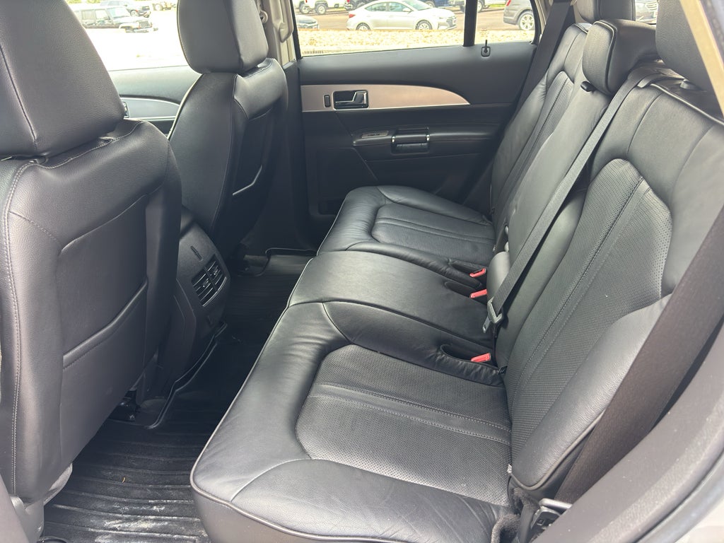 2014 Lincoln MKX Base