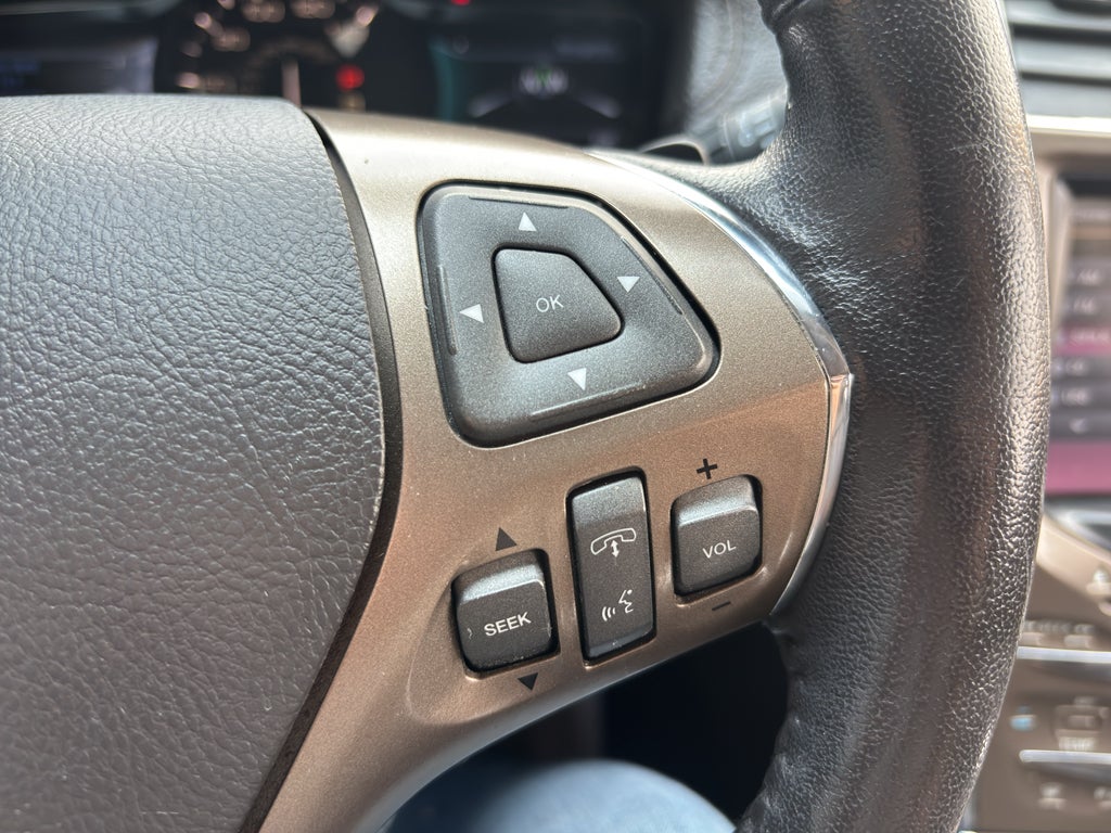 2014 Lincoln MKX Base