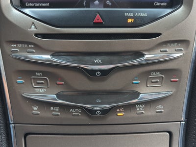 2014 Lincoln MKX Base