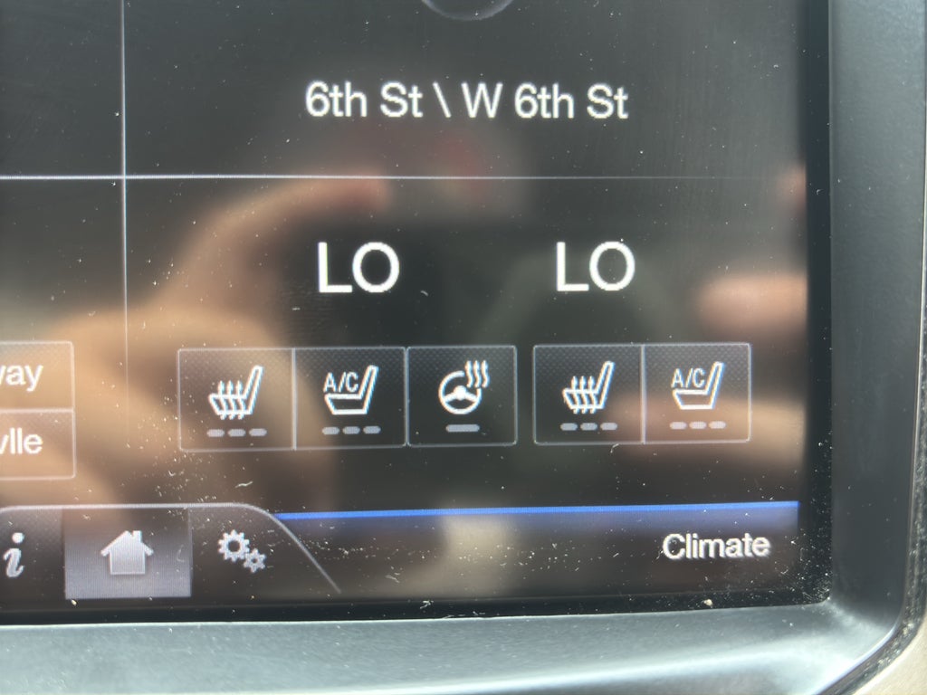 2014 Lincoln MKX Base