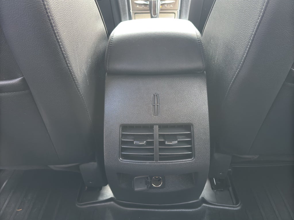 2014 Lincoln MKX Base