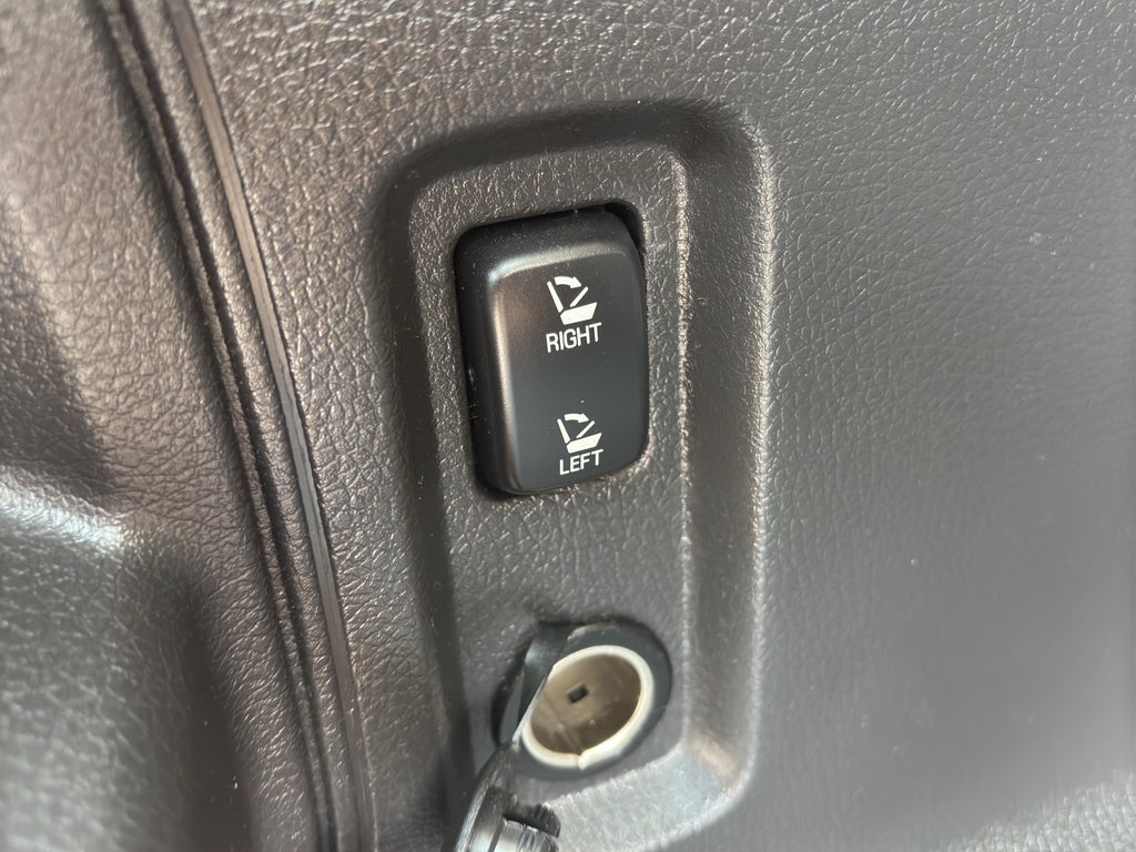 2014 Lincoln MKX Base