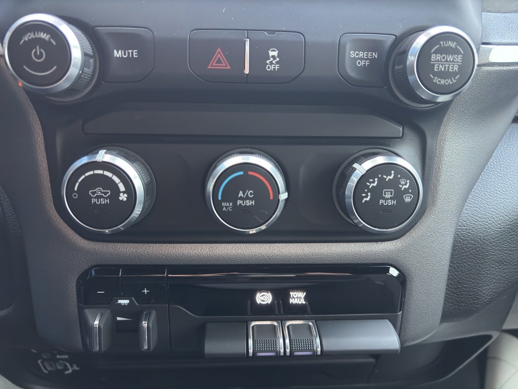 2023 RAM 3500 Big Horn