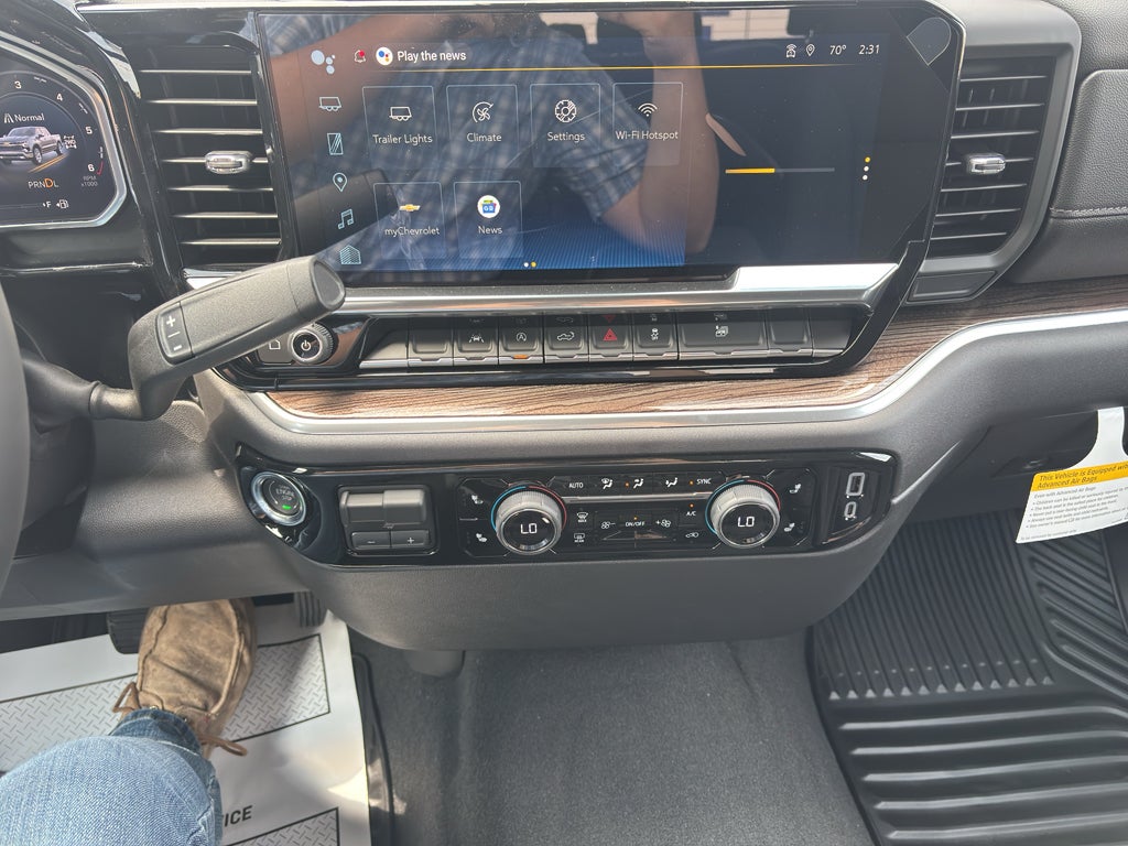 2026 Chevrolet Silverado 1500 LT (2FL)