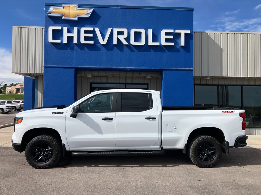 2024 Chevrolet Silverado 1500 Custom Trail Boss