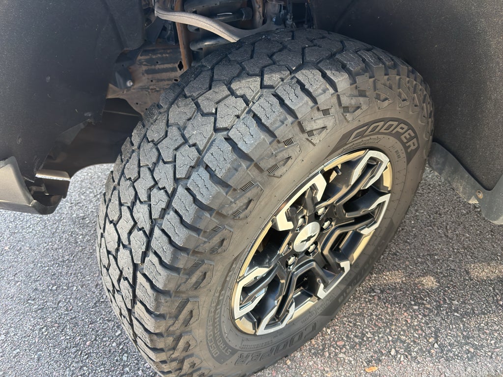 2023 Chevrolet Silverado 1500 ZR2