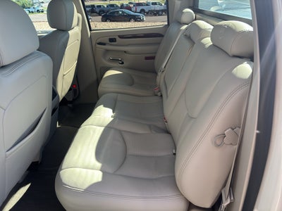 2005 Cadillac Escalade EXT Base
