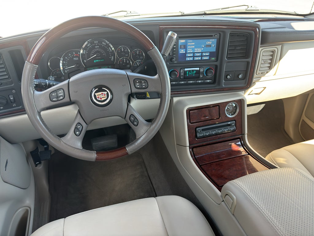 2005 Cadillac Escalade EXT Base