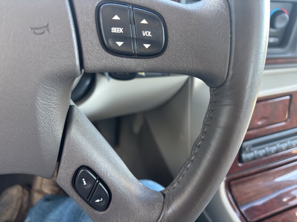 2005 Cadillac Escalade EXT Base