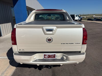 2005 Cadillac Escalade EXT Base