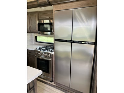 2021 GRAND DESI ST 375 RES SOLI