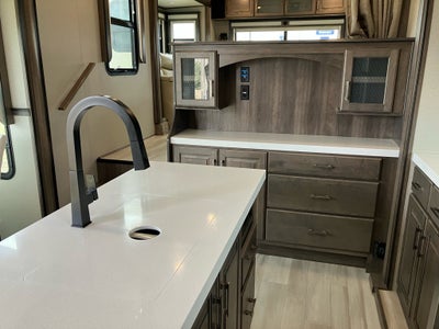 2021 GRAND DESI ST 375 RES SOLI