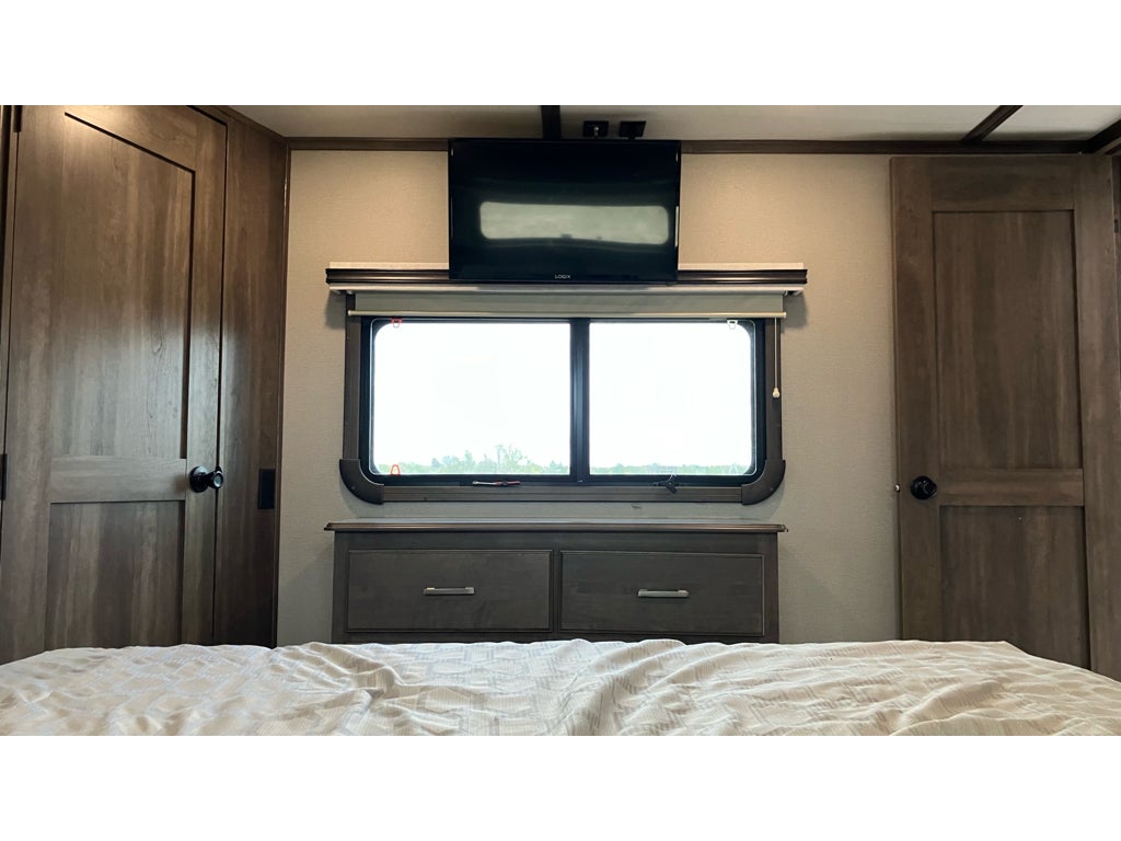 2021 GRAND DESI ST 375 RES SOLI