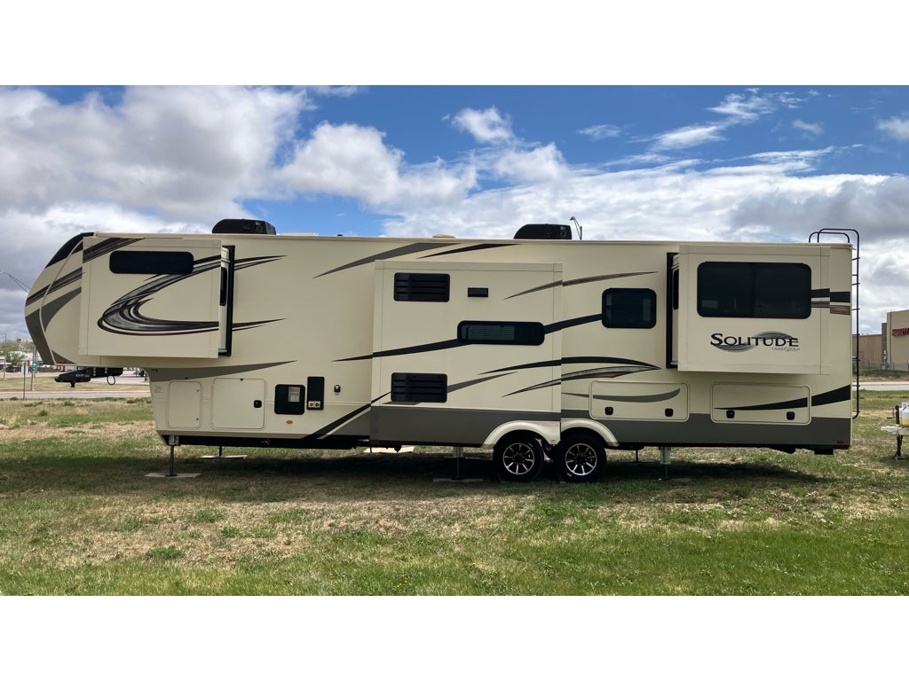 2021 GRAND DESI ST 375 RES SOLI