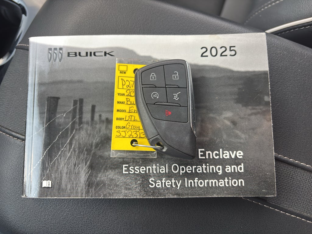 2025 Buick Enclave Preferred