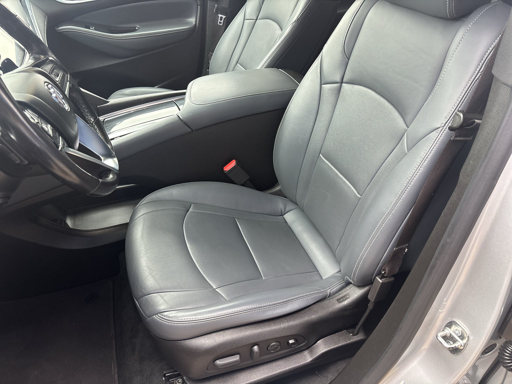 2022 Buick Enclave Premium