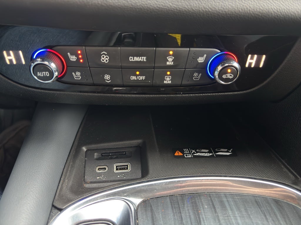 2023 Buick Enclave Premium