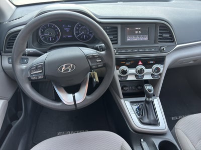 2019 Hyundai Elantra SE