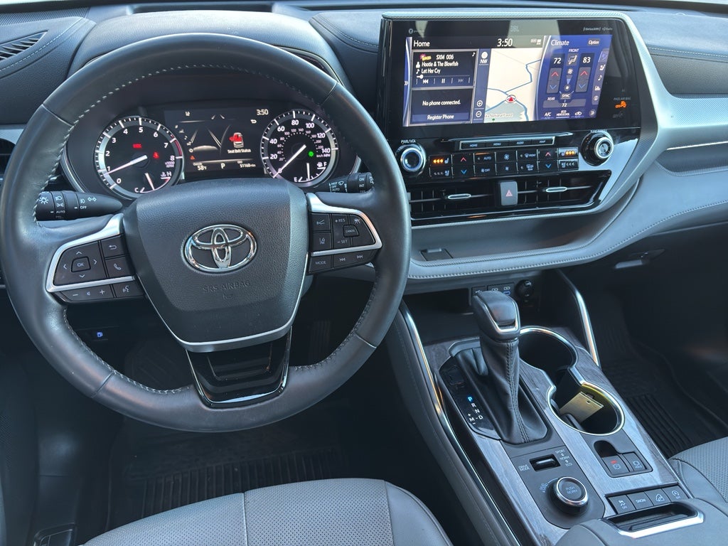 2022 Toyota Highlander Platinum