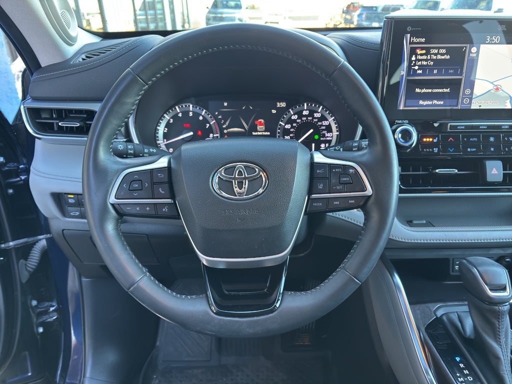 2022 Toyota Highlander Platinum
