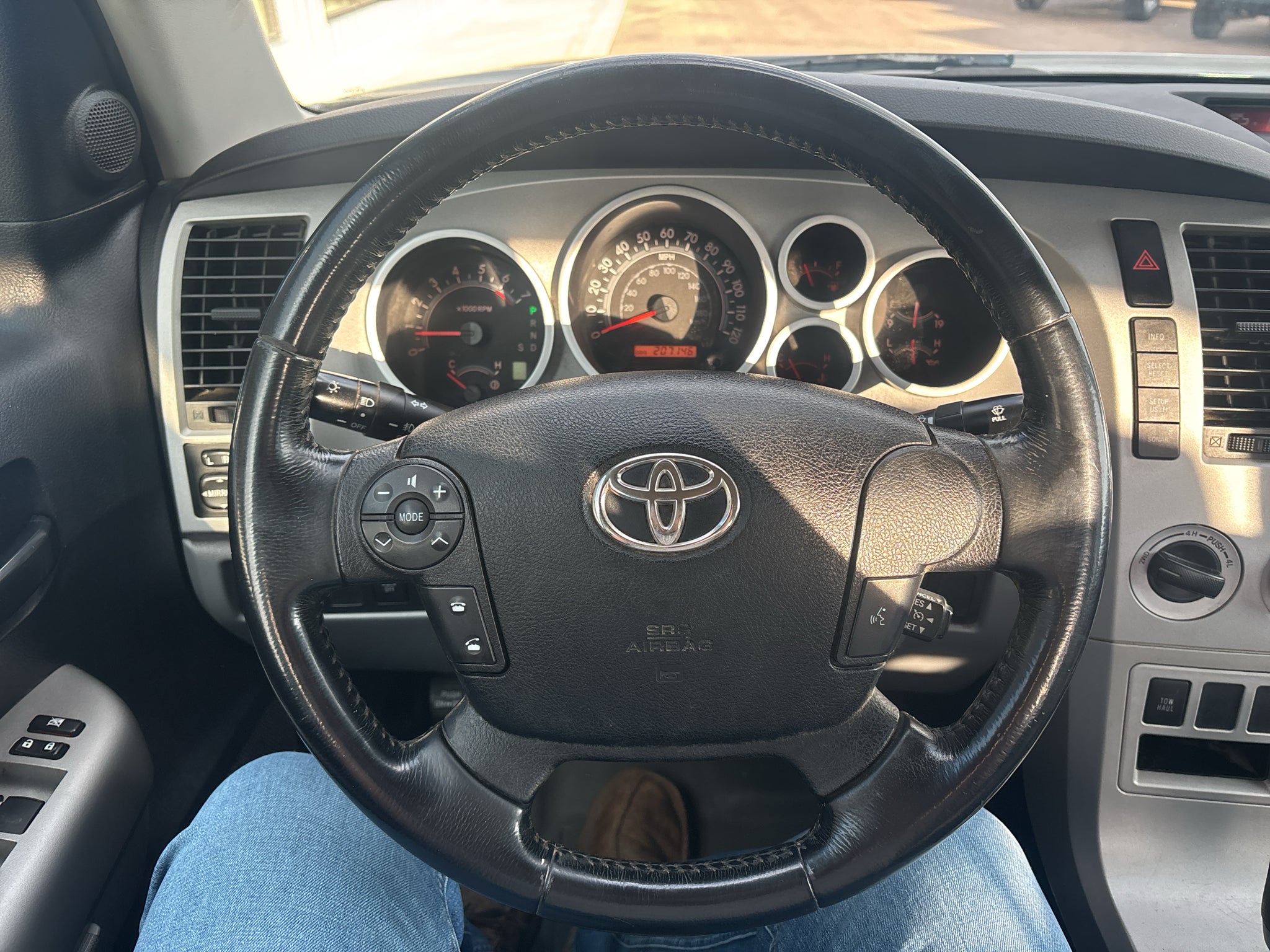 2008 Toyota Tundra 4WD Truck SR5