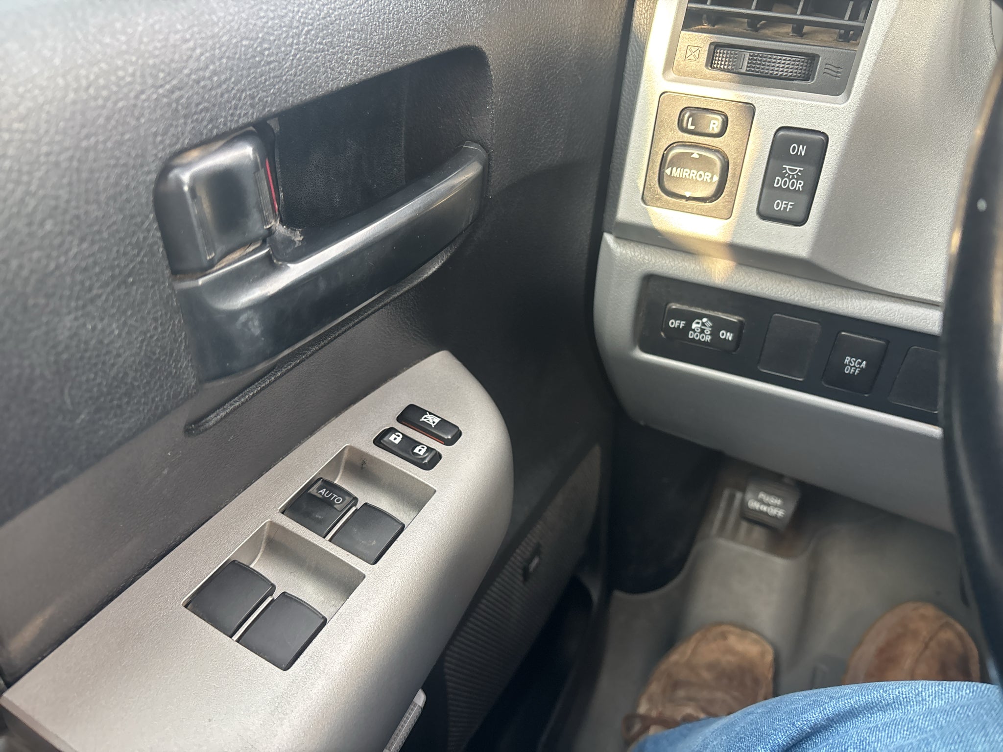 2008 Toyota Tundra 4WD Truck SR5