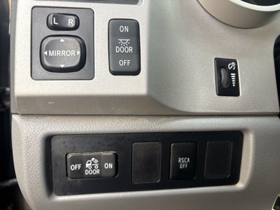 2008 Toyota Tundra 4WD Truck SR5