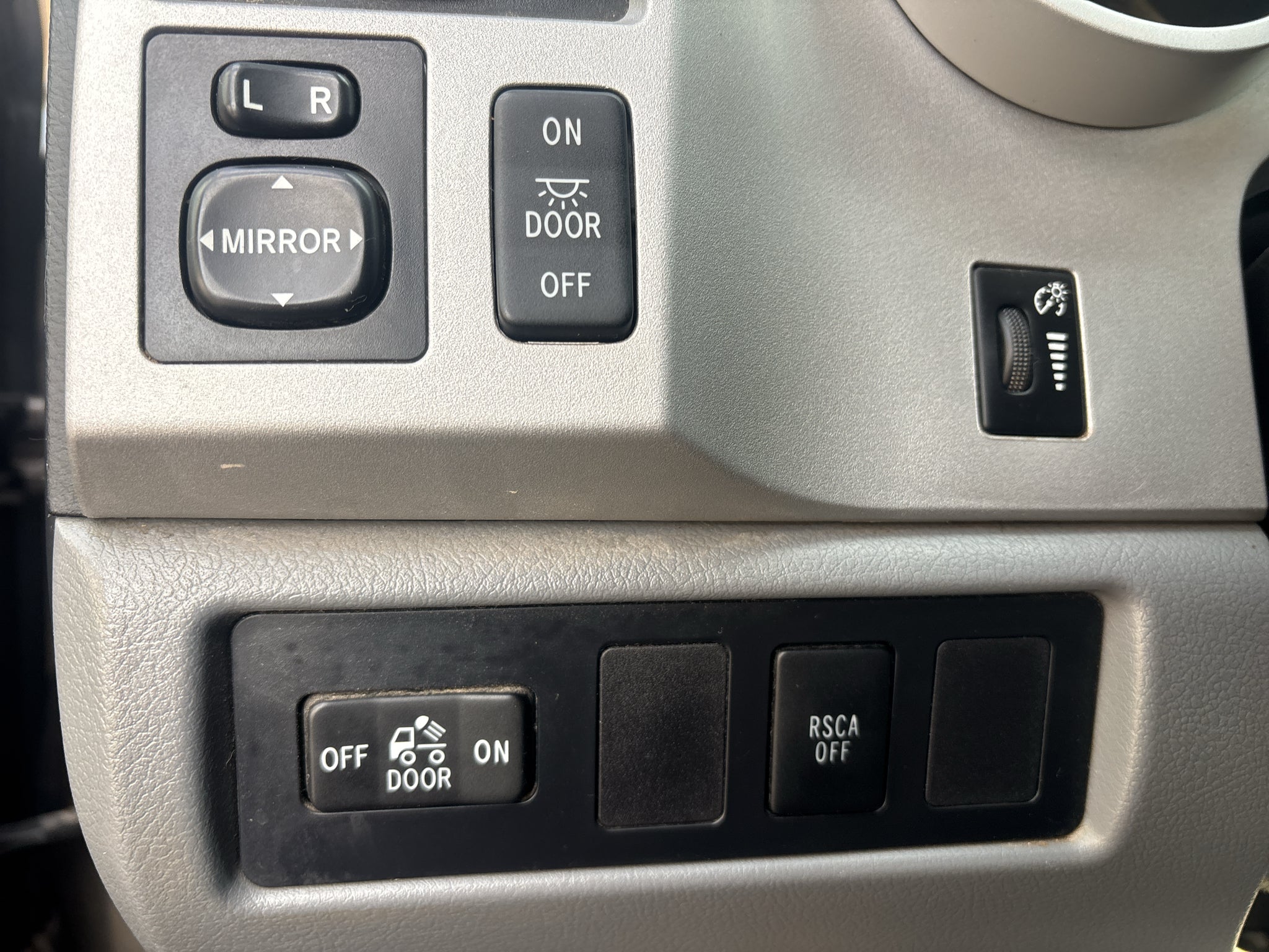 2008 Toyota Tundra 4WD Truck SR5