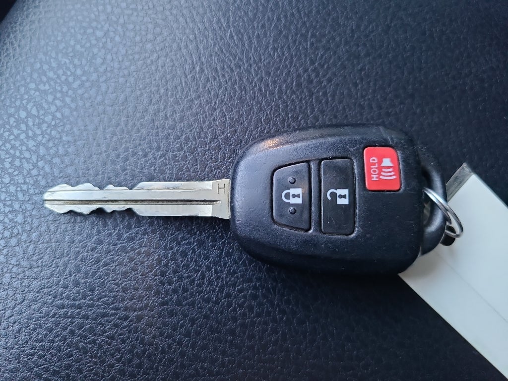 2018 Toyota Tacoma SR