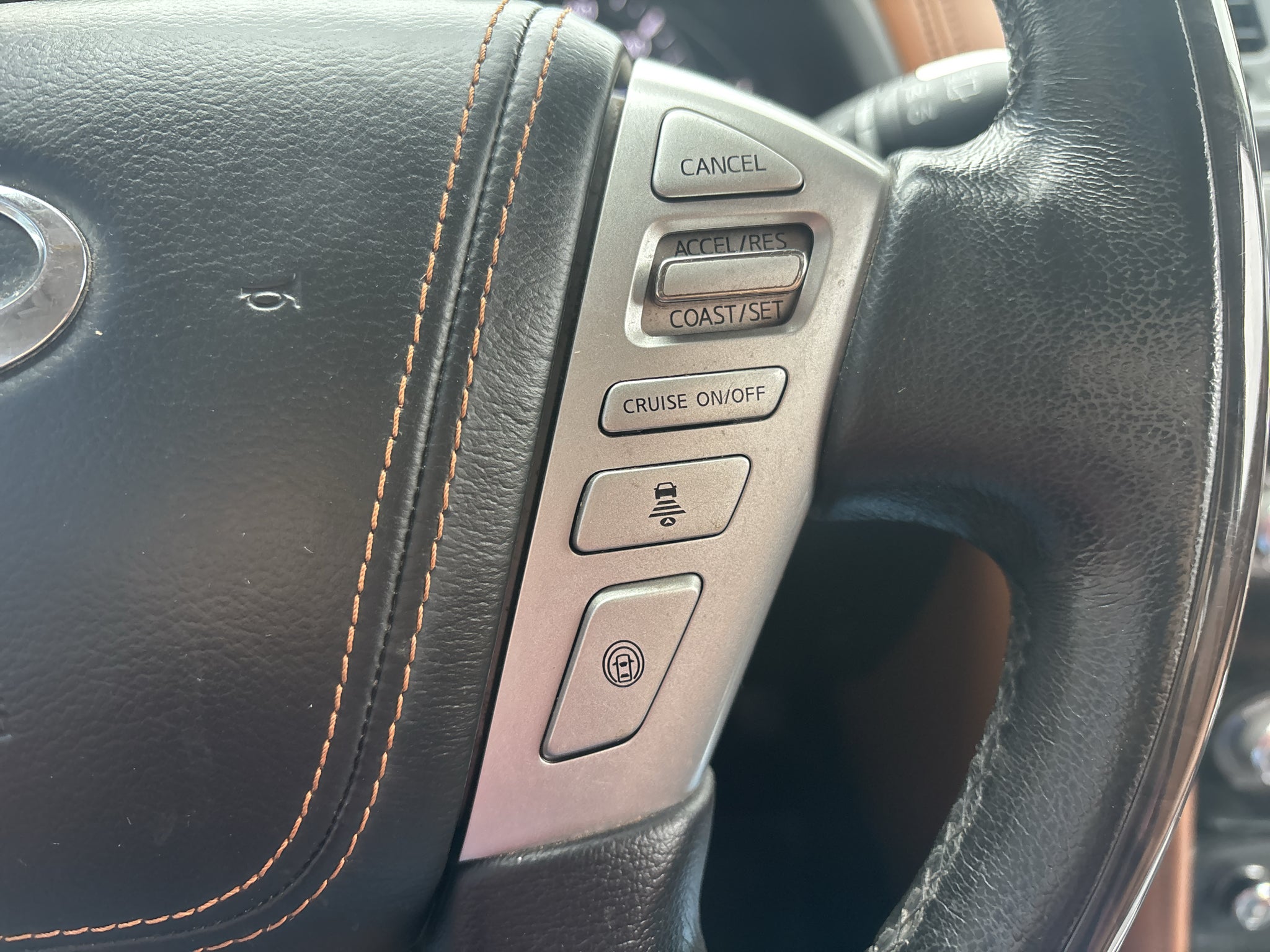 2019 INFINITI QX80 LUXE