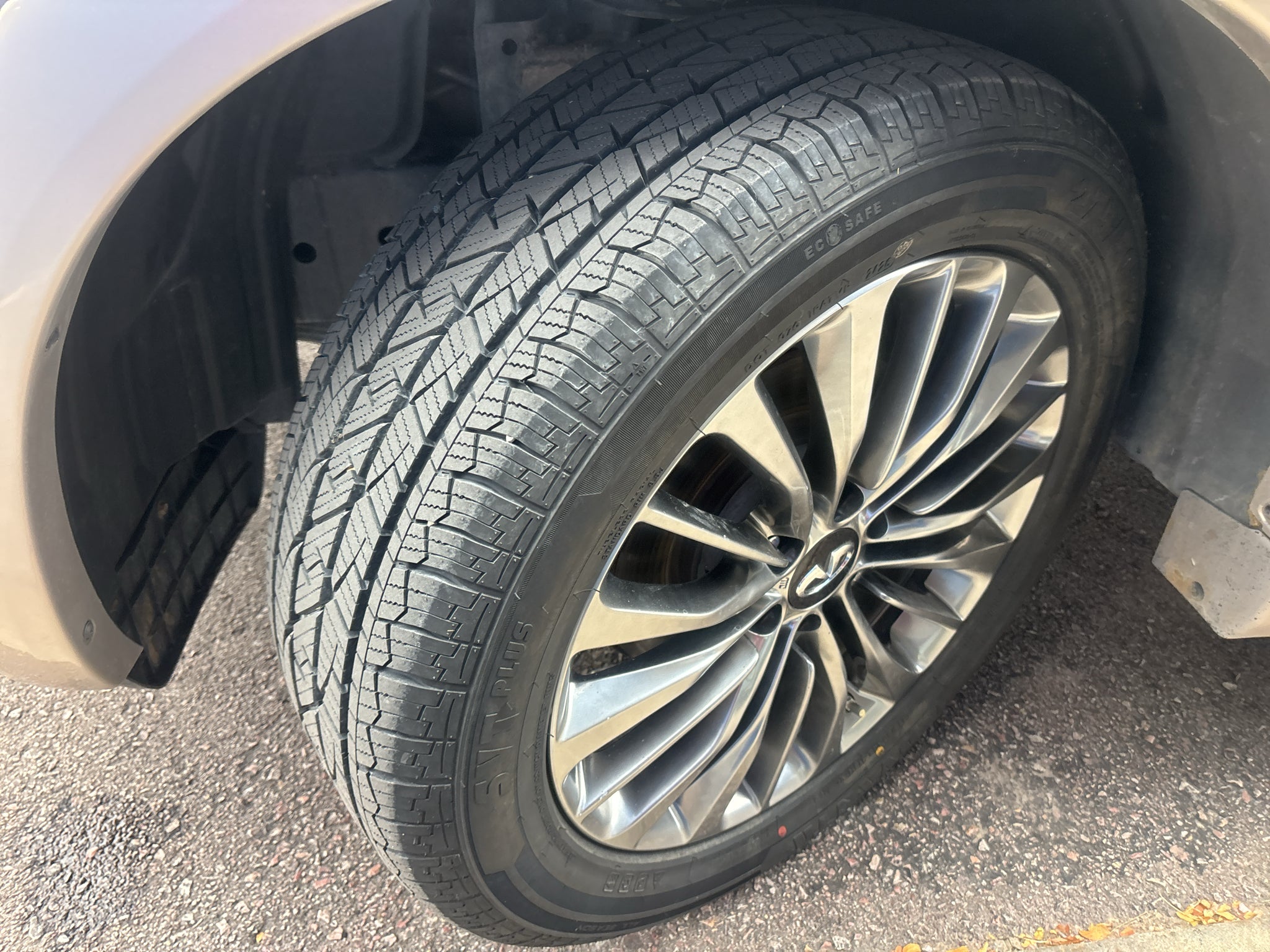 2019 INFINITI QX80 LUXE