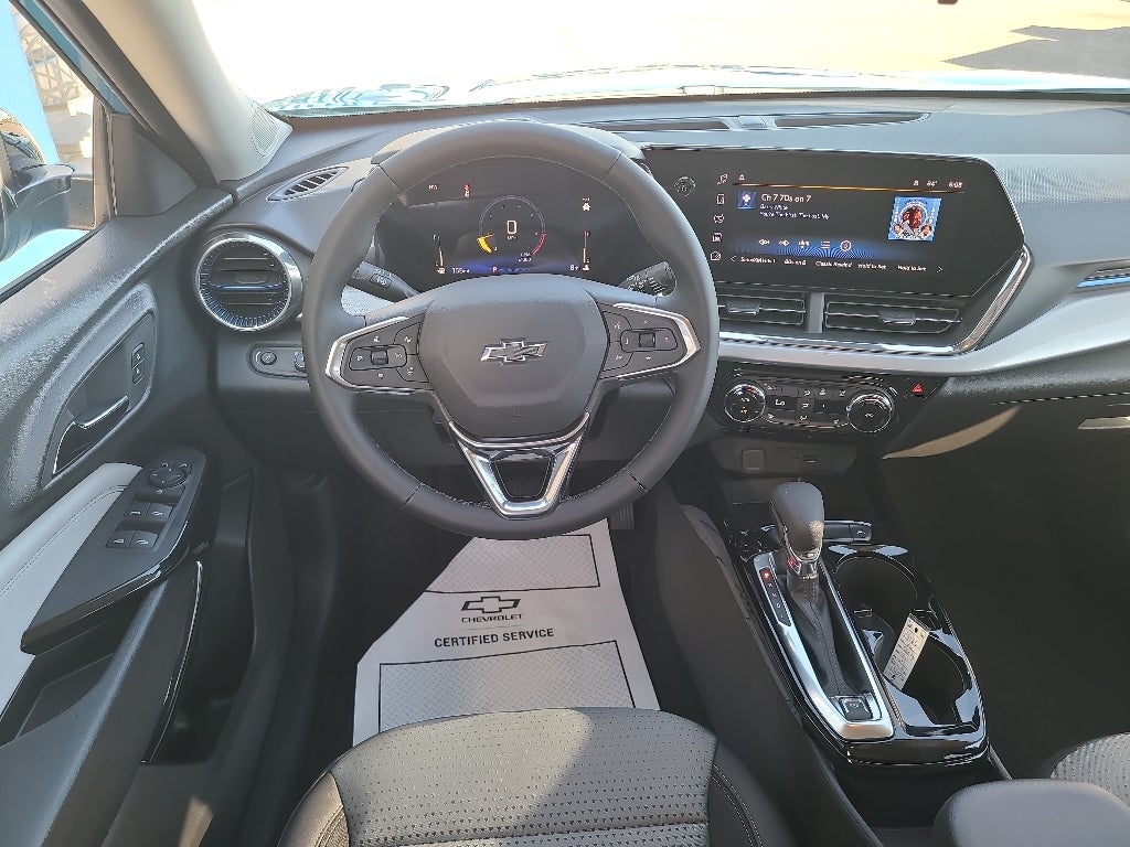 2026 Chevrolet Trax LT - Photo 13