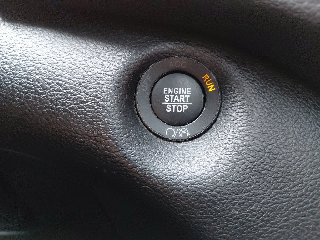 2021 Jeep Cherokee Latitude Lux (US) / Altitude (Can)