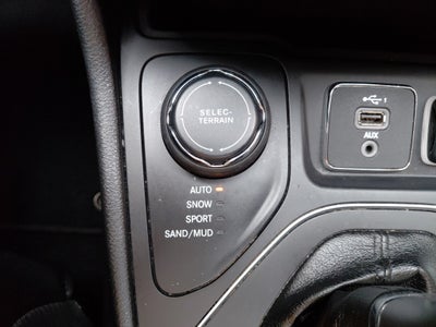 2021 Jeep Cherokee Latitude Lux (US) / Altitude (Can)