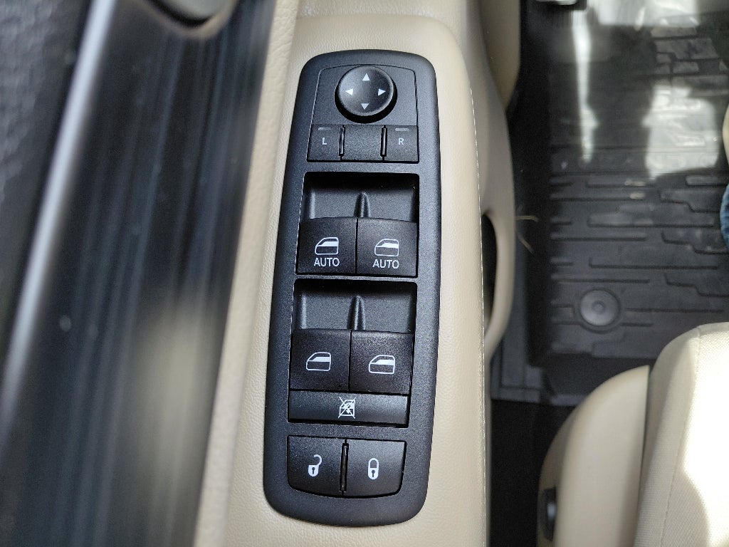 2019 Jeep Grand Cherokee Base