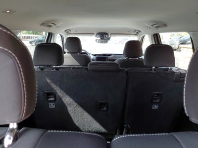 2023 Jeep Grand Cherokee L Laredo / Altitude