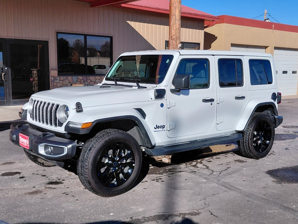 2025 Jeep Wrangler 4xe Sahara
