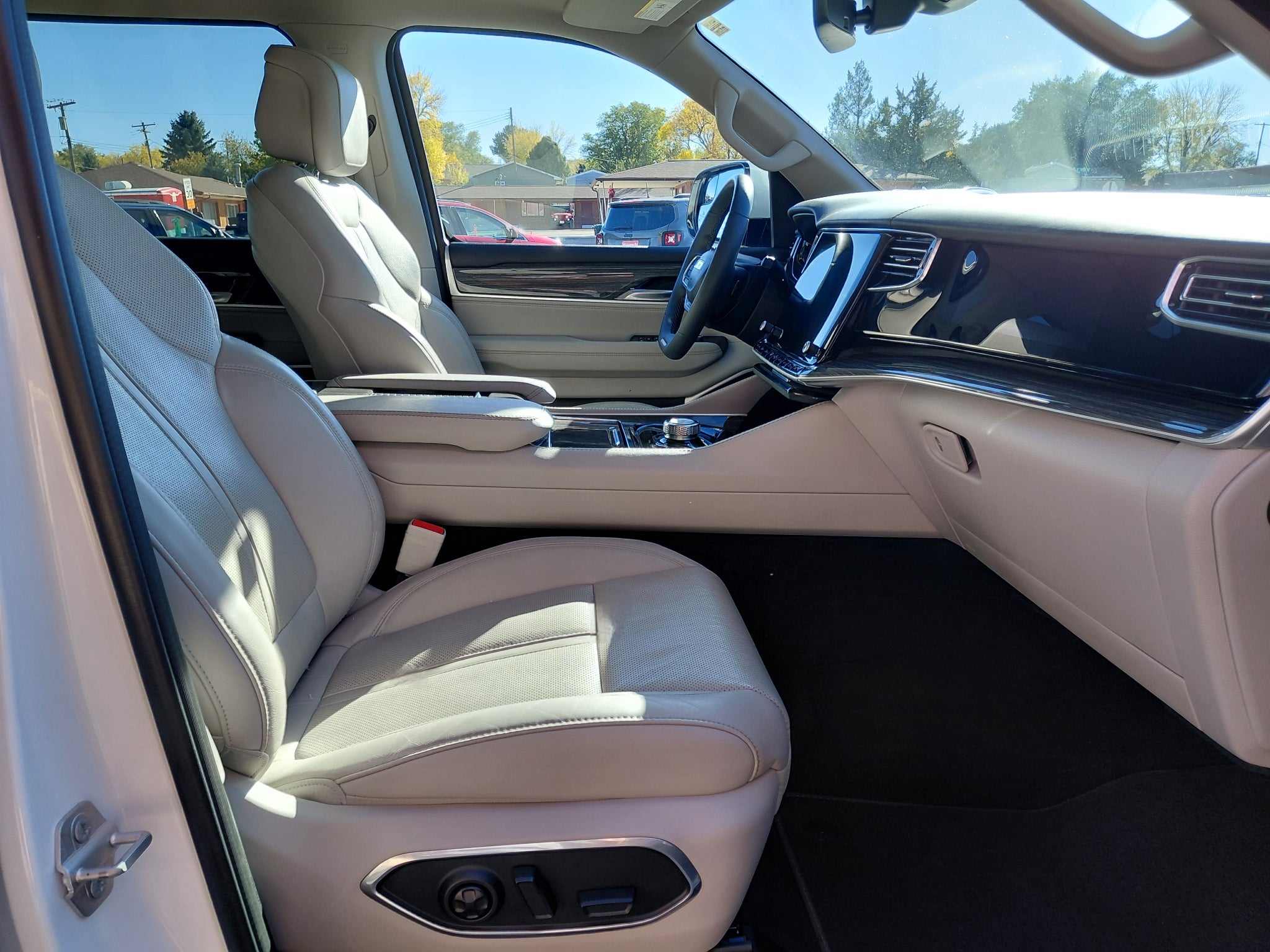 2022 Jeep Wagoneer Series II