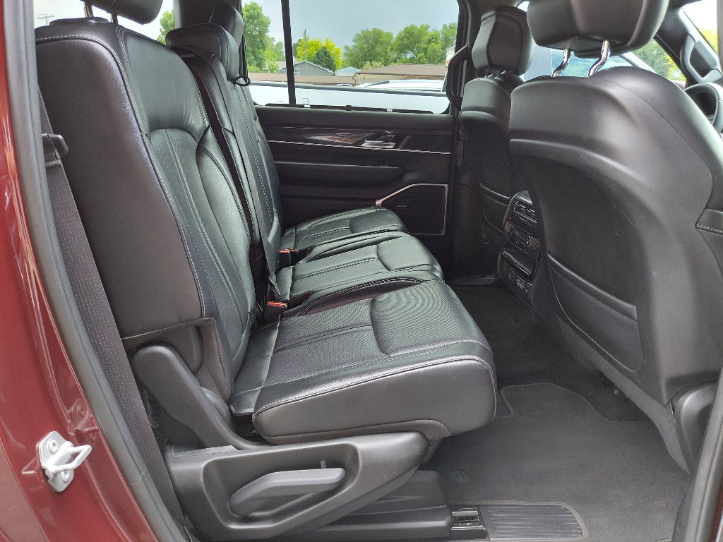 2022 Jeep Wagoneer Series II