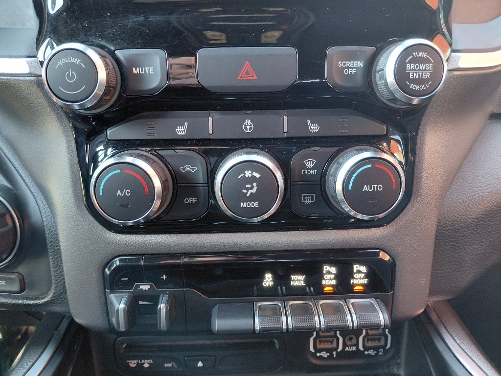 2019 RAM 1500 Base