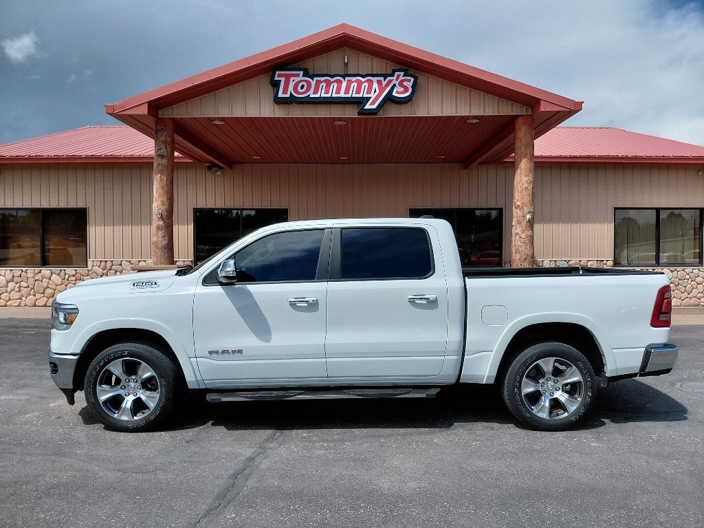 2022 RAM 1500 Laramie 4x4 Crew Cab 5'7's photo