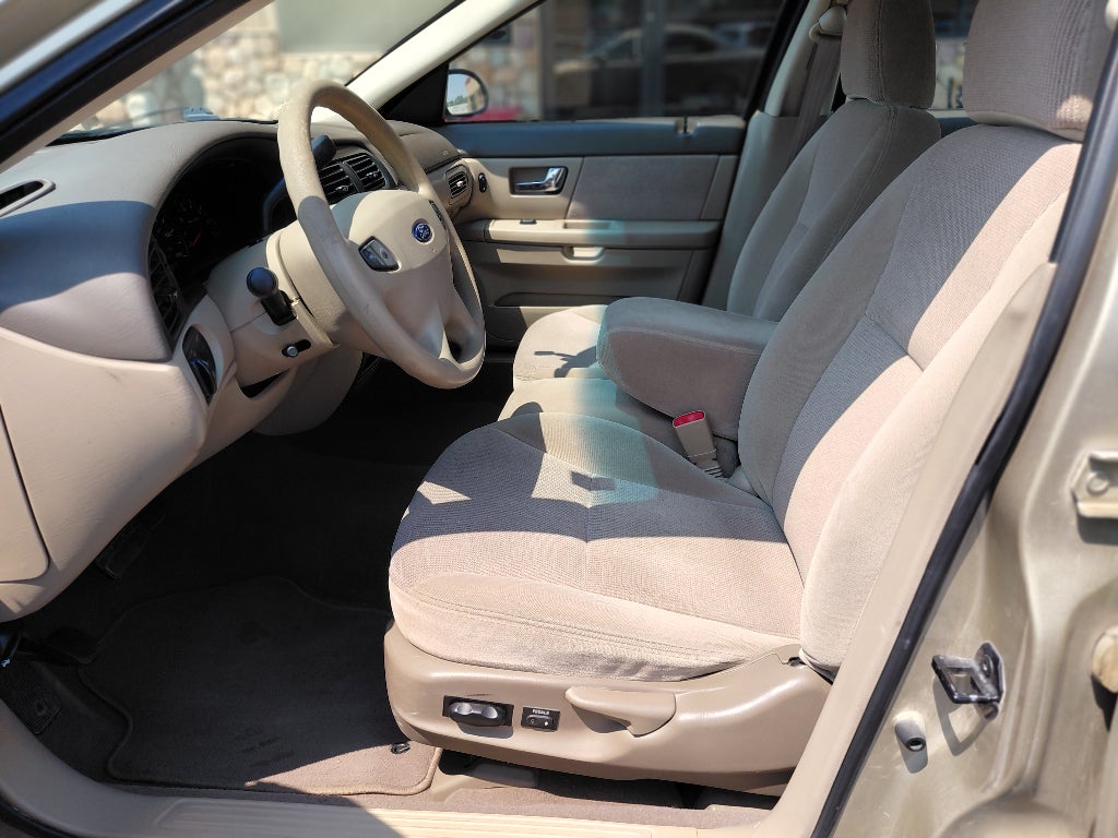 2000 Ford Taurus SES (SE SVG)