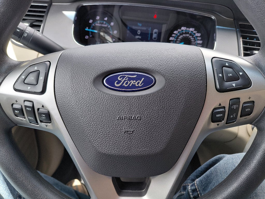 2018 Ford Taurus SE