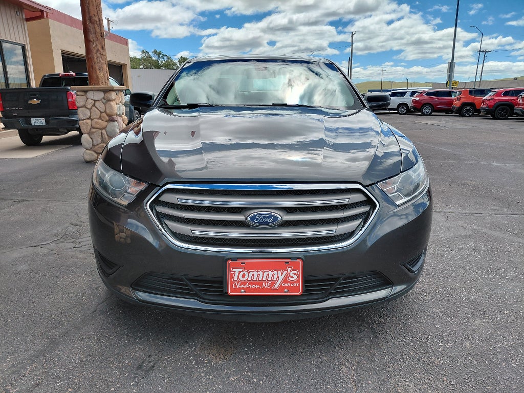 2018 Ford Taurus SE